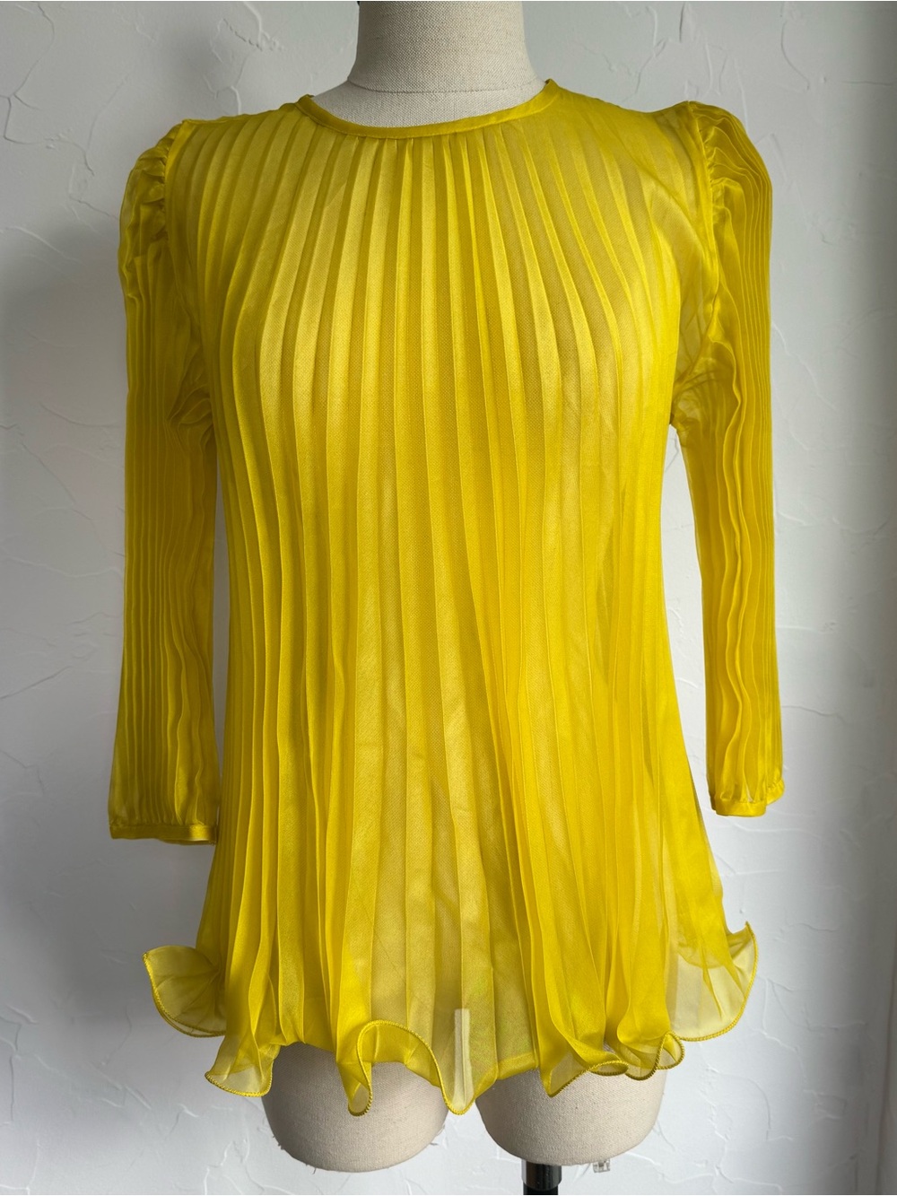 Moda International 100% Silk Avant Garde Pleated Bell Shape Blouse M